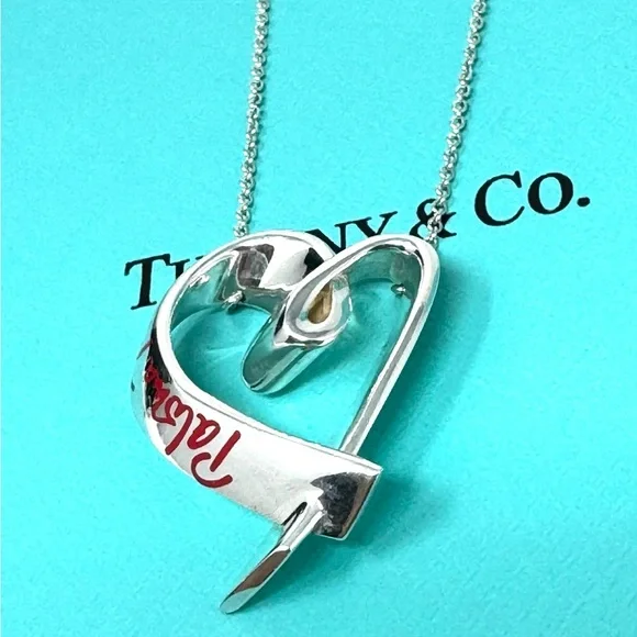 Authentic Tiffany &CO. Paloma Picasso Enamel Red Loving Heart Necklace. - Picture 1 of 16